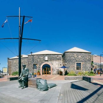 landing-services-building-adbt