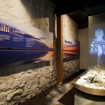 te-ana-ngai-tahu-rock-art-centre